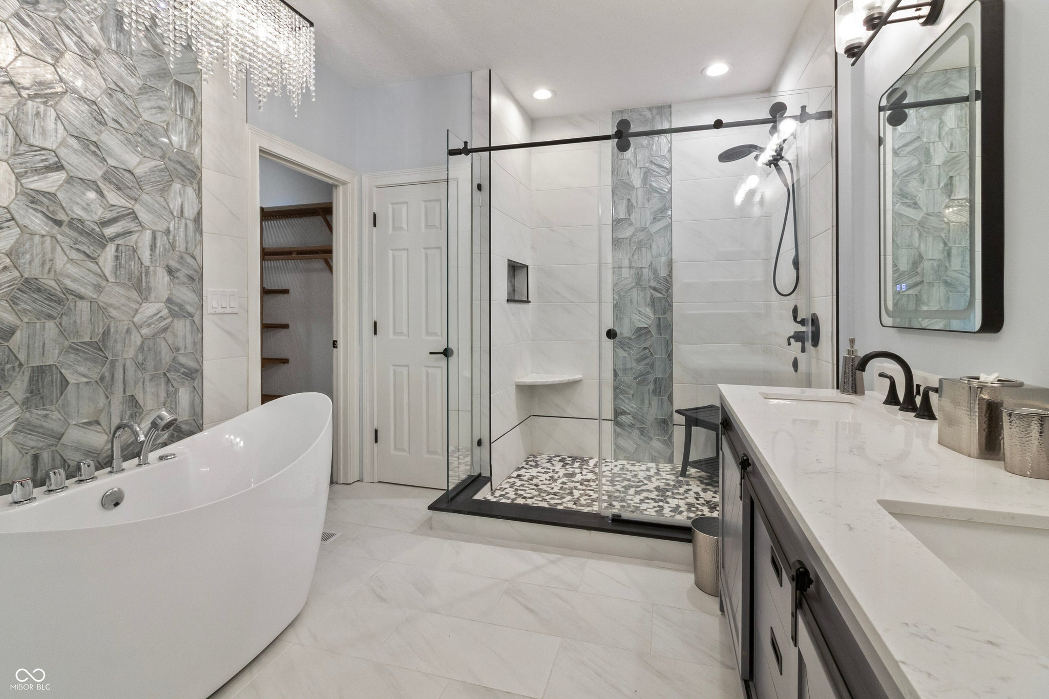 Image of 11226 Blackwalnut Point