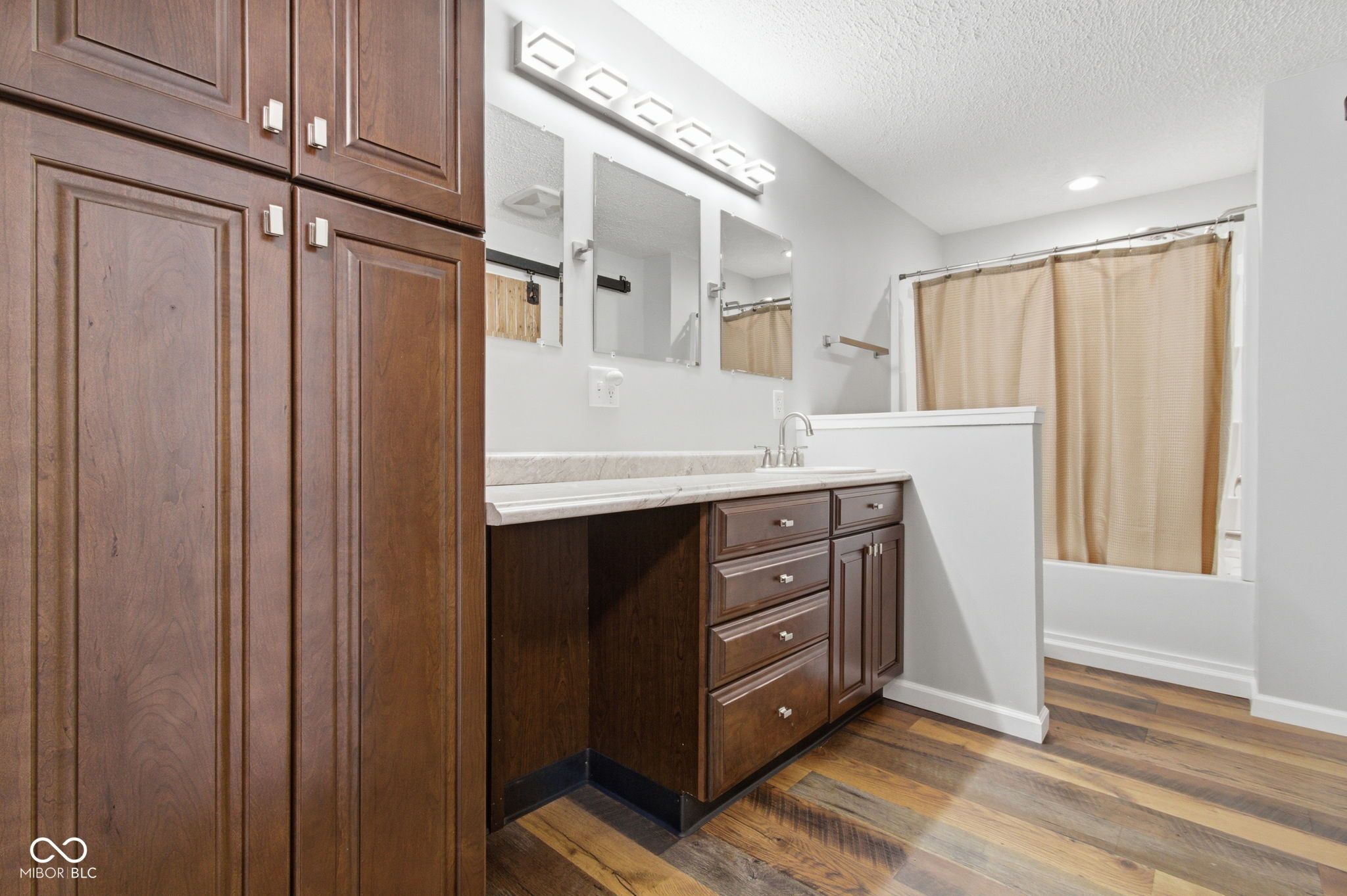 Image of 10660 E State Road 38