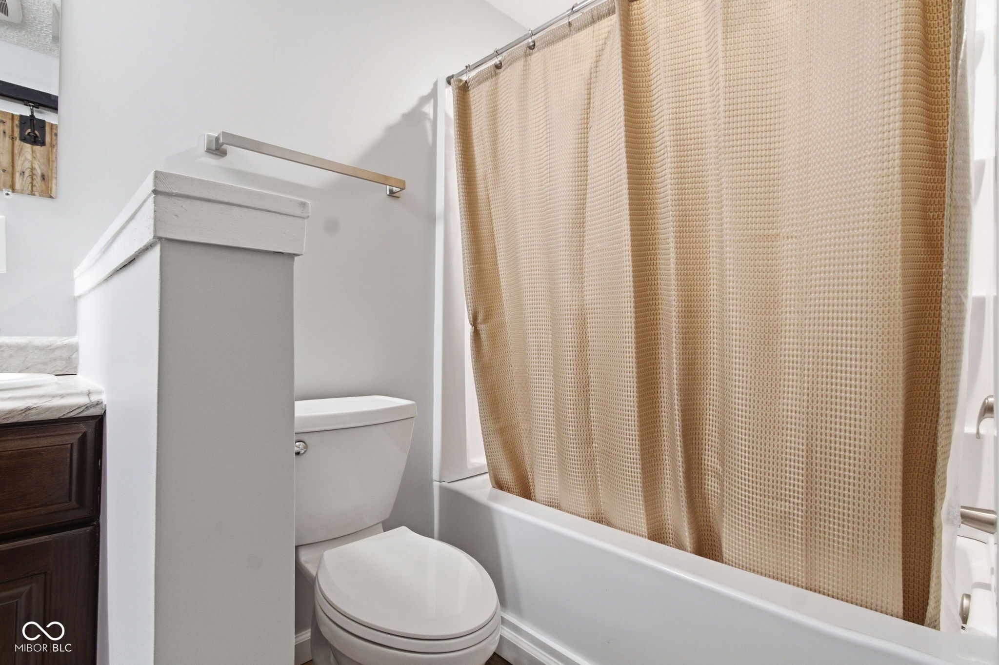 Image of 10660 E State Road 38