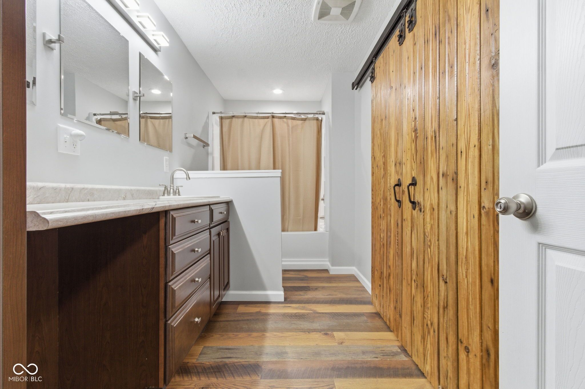 Image of 10660 E State Road 38