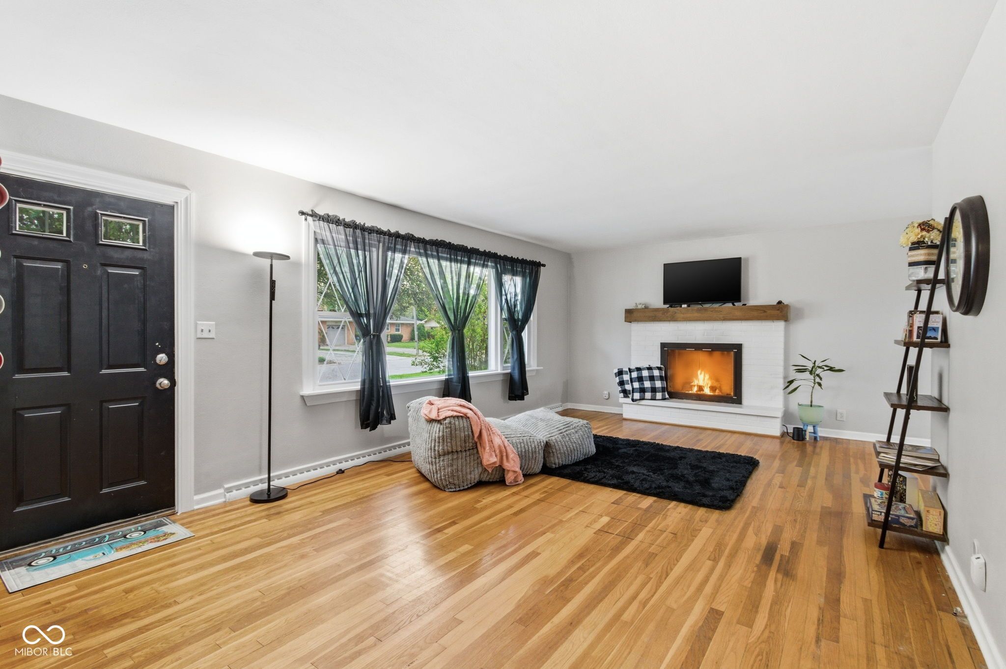 Image of 925 Shellbark Road