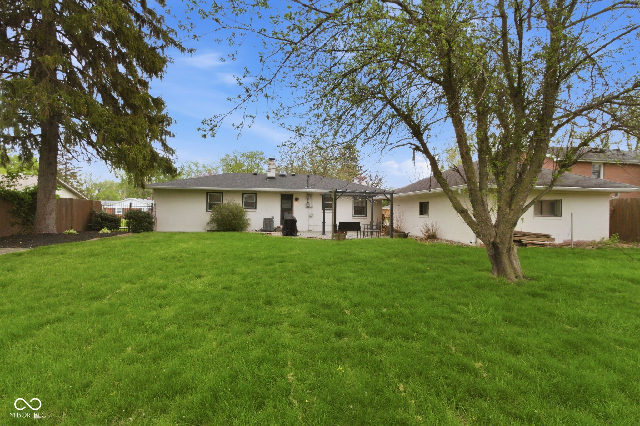 Image of 925 Shellbark Road