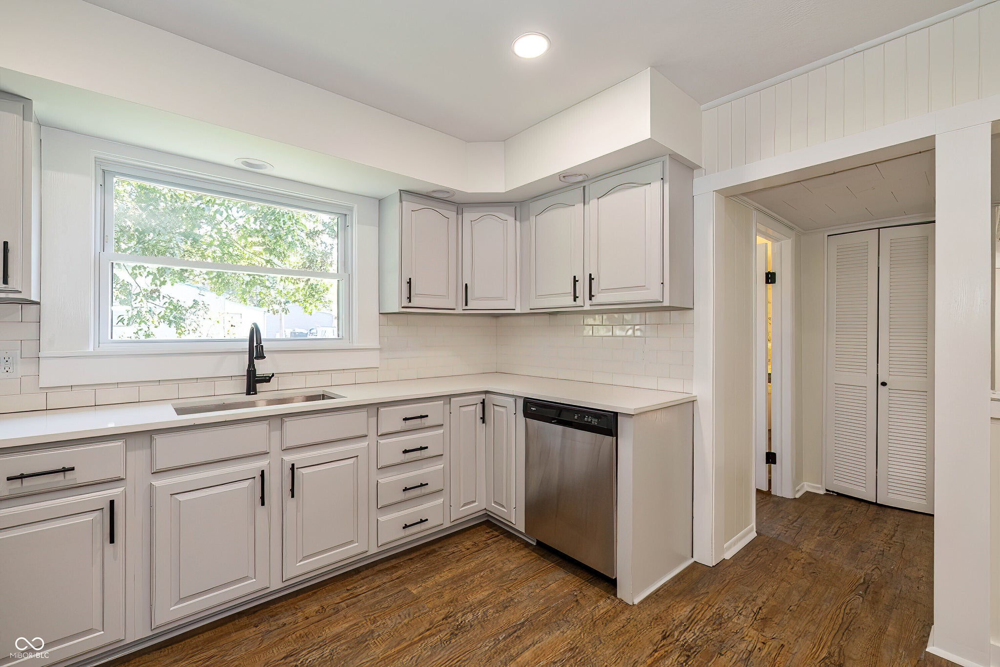 Image of 605 W Main