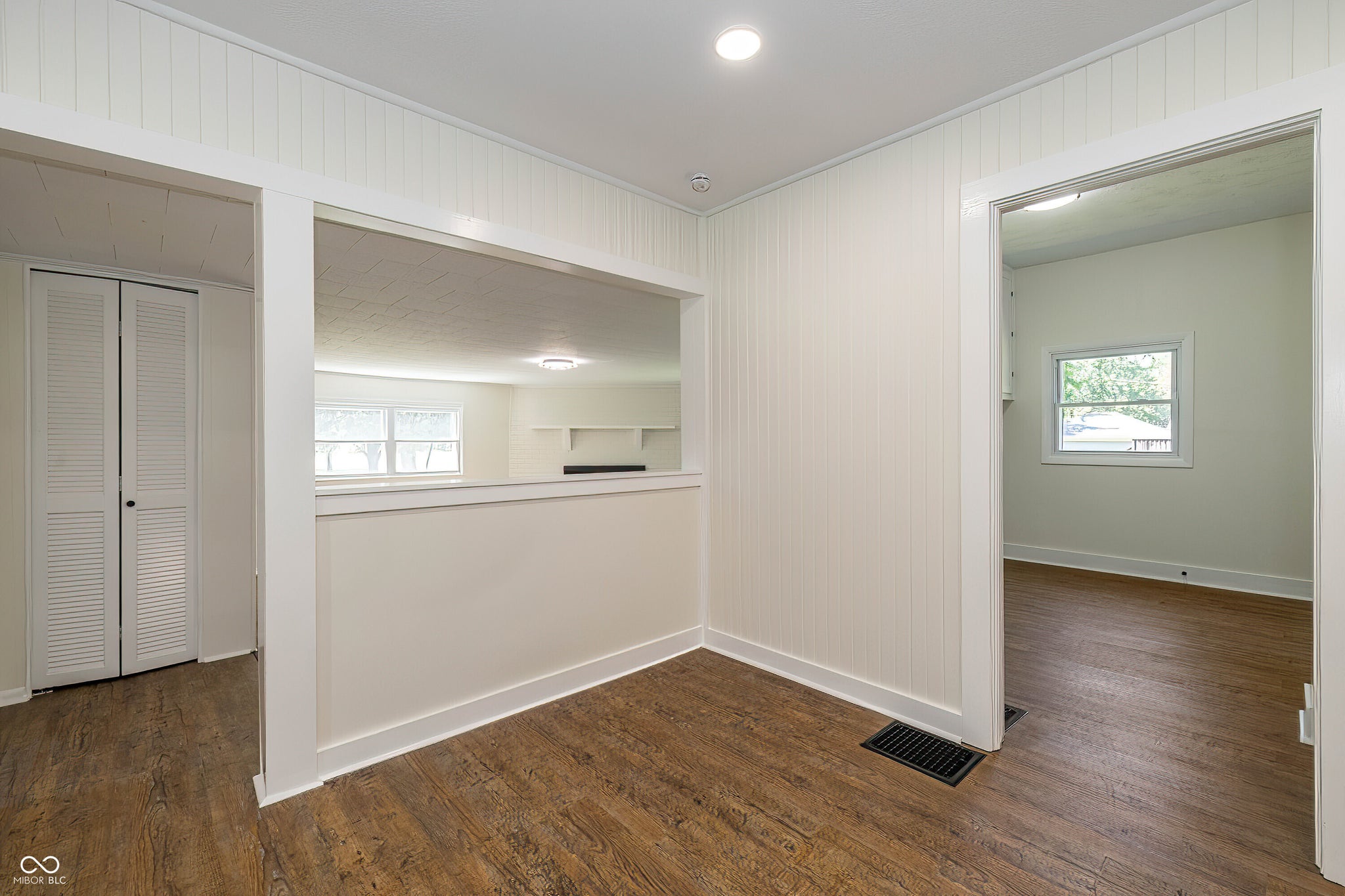 Image of 605 W Main