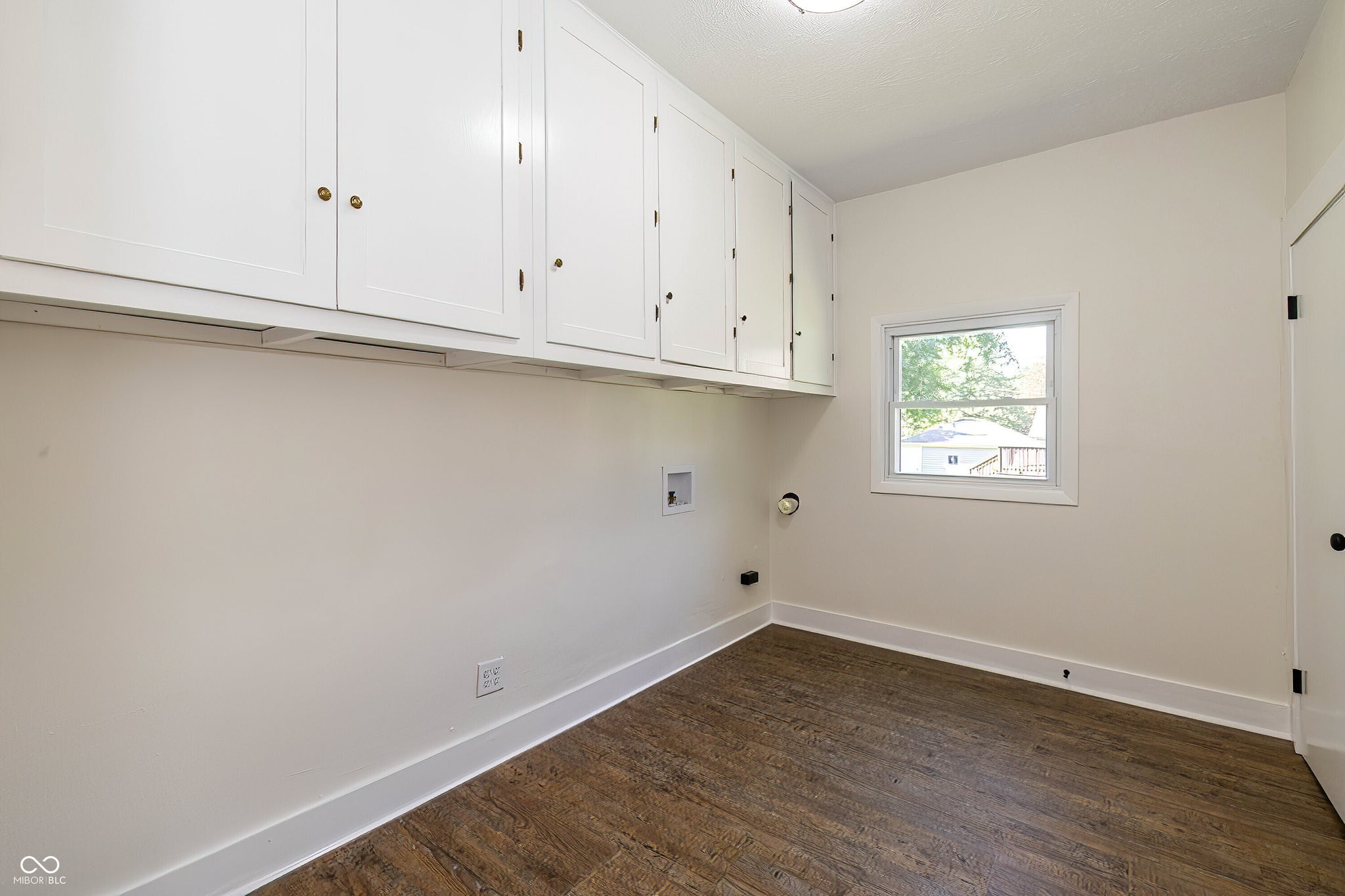 Image of 605 W Main