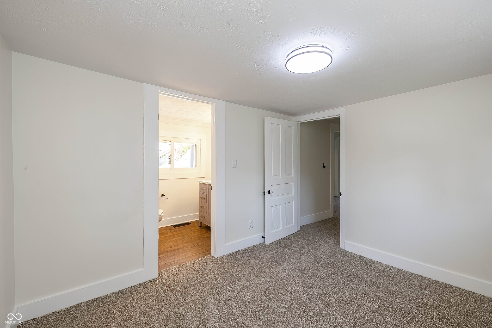 Image of 605 W Main