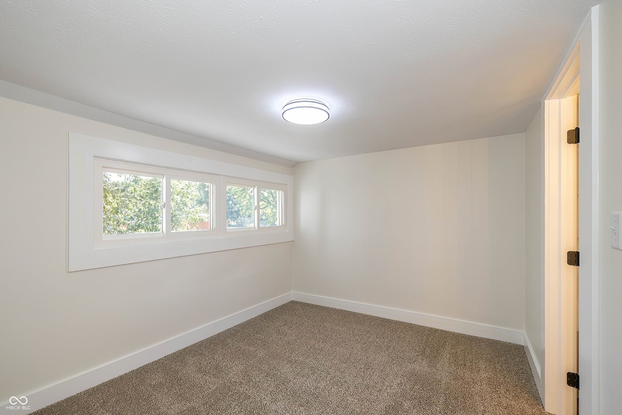 Image of 605 W Main