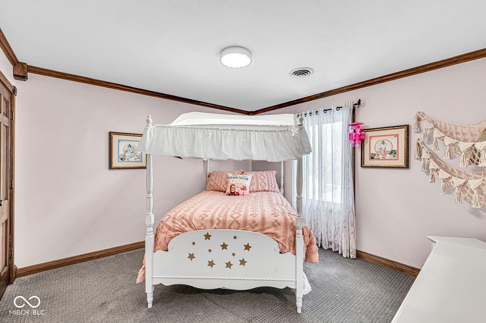 Image of 2205 Grant Boulevard